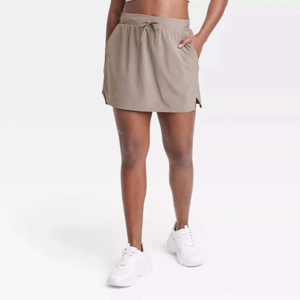 Women's Woven Skort - All in Motion, Light Brown Espresso
